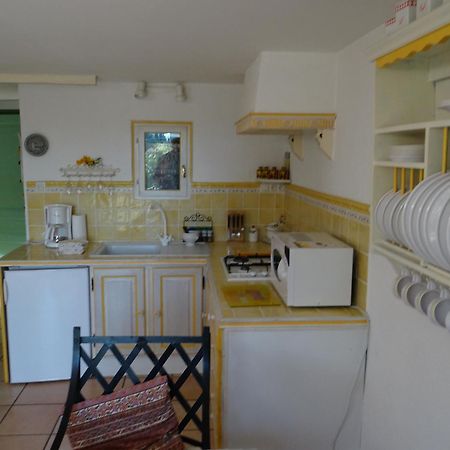 Вилла Chez Jean-Pierre & Annick Ремулен Экстерьер фото